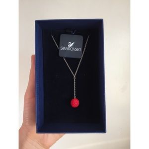 NWT Swarovski 16.5 inch Pop Red Necklace